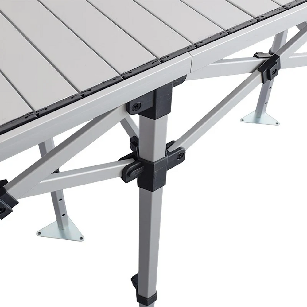 Folding counter table leg and brace detail