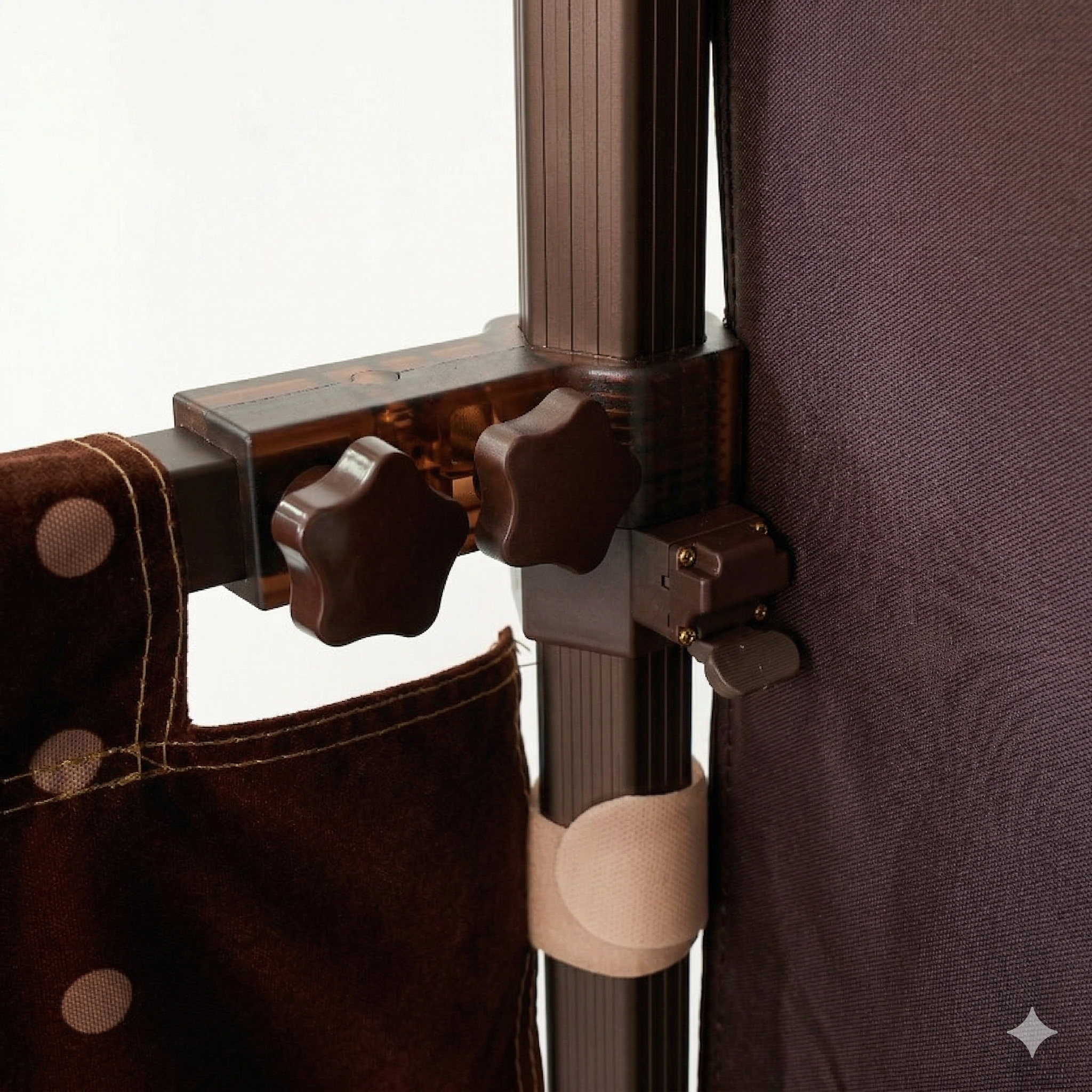 10ft x 10ft Canopy Kit with L-Shaped Wings & 4 TV Displays