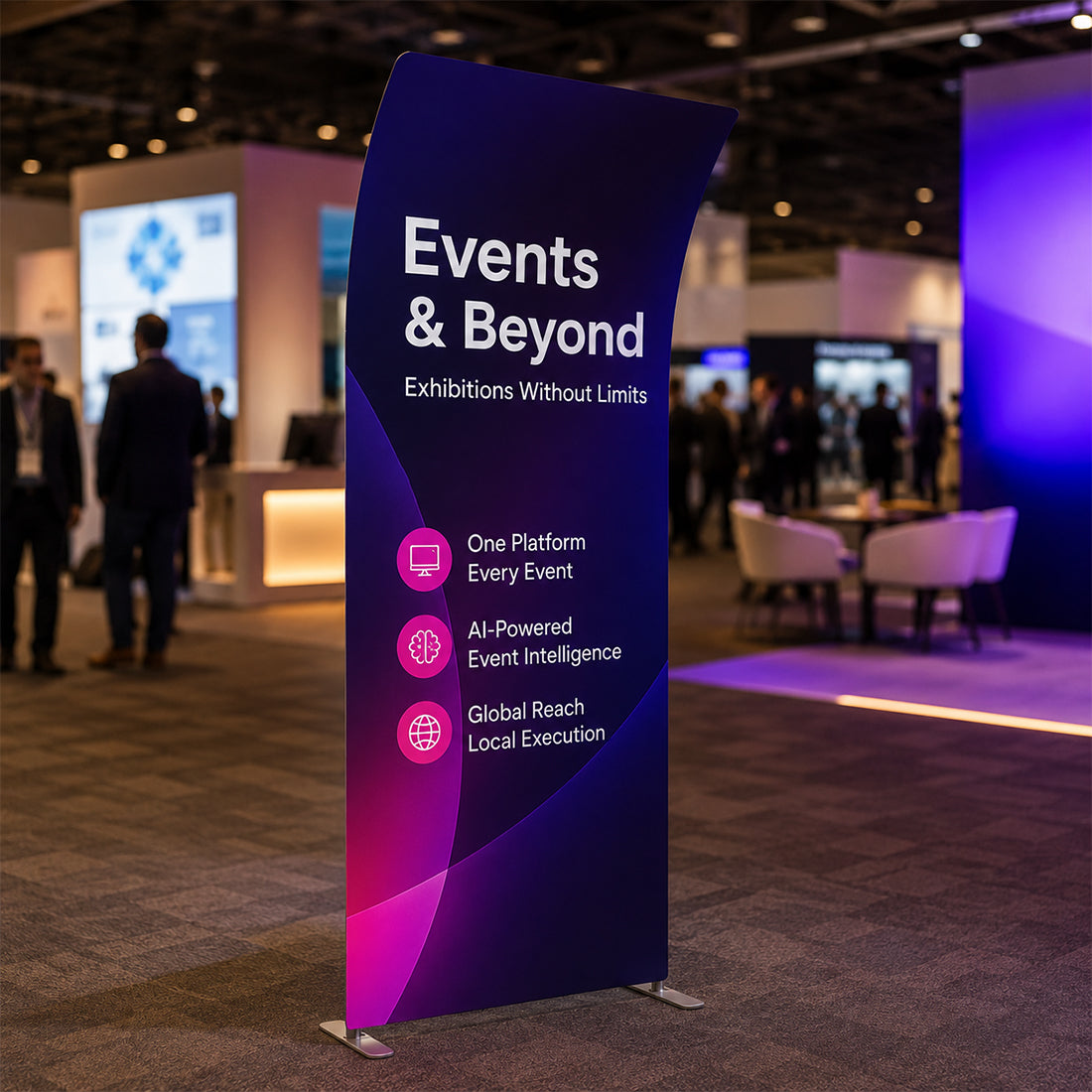Portable Curved Fabric Exhibit Display